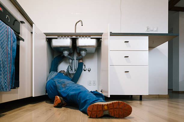 Professional Leak Detection technician working in Augusta, KS